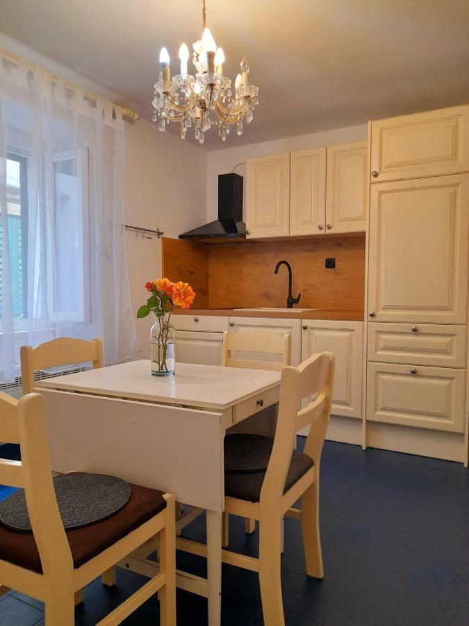 Two Bells Apartment Sibenik Bagian luar foto