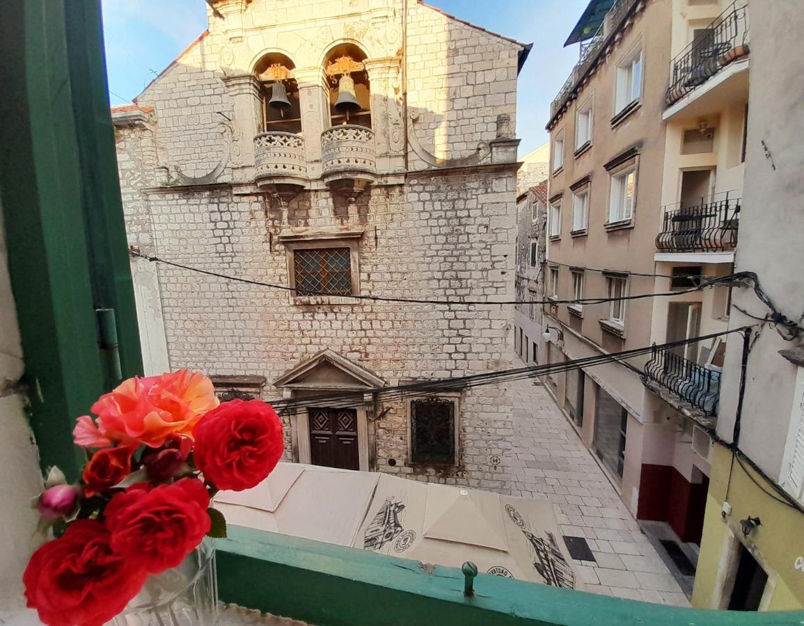 Two Bells Apartment Sibenik Bagian luar foto